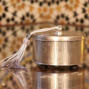 BIG AQRAB - BOÎTE ARTISANALE EN MAILLECHORT - Grossiste Décoration Artisanat Marocain | Boutique d'artisanat