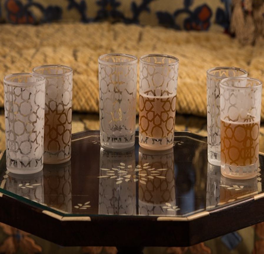 Set de Verre à thé marocain 5oz, couleur Or Service à motifs arabesques  Tasses à thé artisanales Service à café Style Boho chic -  France