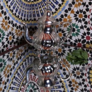 LES DUNES - THÉIÈRE ARTISANALE EN CUIVRE NICKELÉ - Grossiste Décoration Artisanat Marocain | Boutique d'artisanat