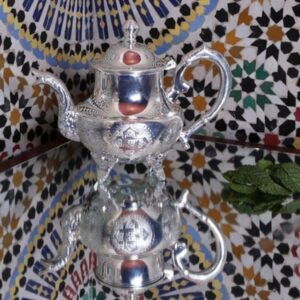 QASER - THÉIÈRE ARTISANALE EN CUIVRE NICKELÉ - Grossiste Décoration Artisanat Marocain | Boutique d'artisanat