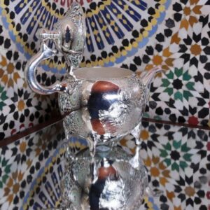 REFLECT- THÉIÈRE ARTISANALE EN CUIVRE NICKELÉE - Grossiste Décoration Artisanat Marocain | Boutique d'artisanat