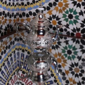 TAFILALT - THÉIÈRE ARTISANALE EN CUIVRE NICKELÉ - Grossiste Décoration Artisanat Marocain | Boutique d'artisanat
